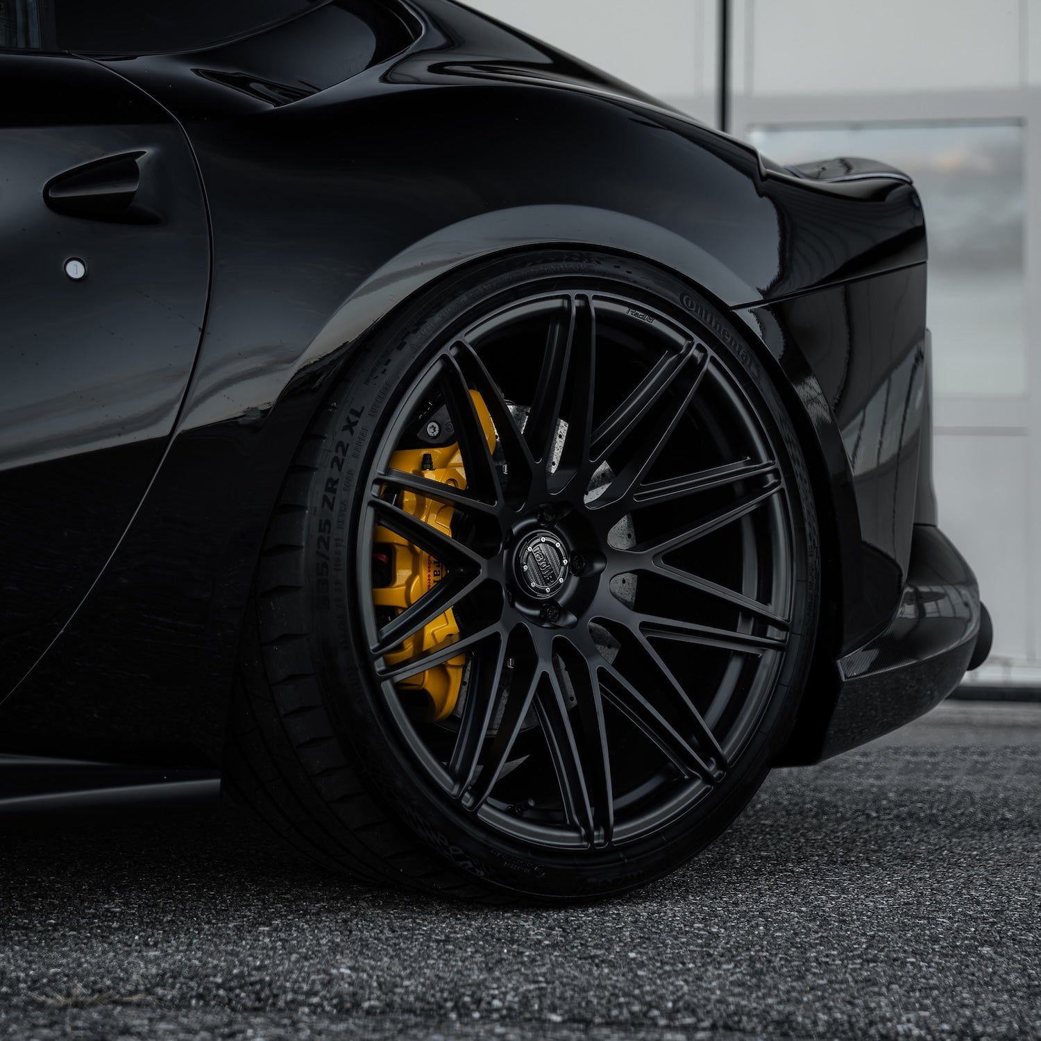 Radi8 R80M1 Forged Wheels for Ferrari 812 Superfast – 10.5x21/12.0x22 Inch Custom Fitment