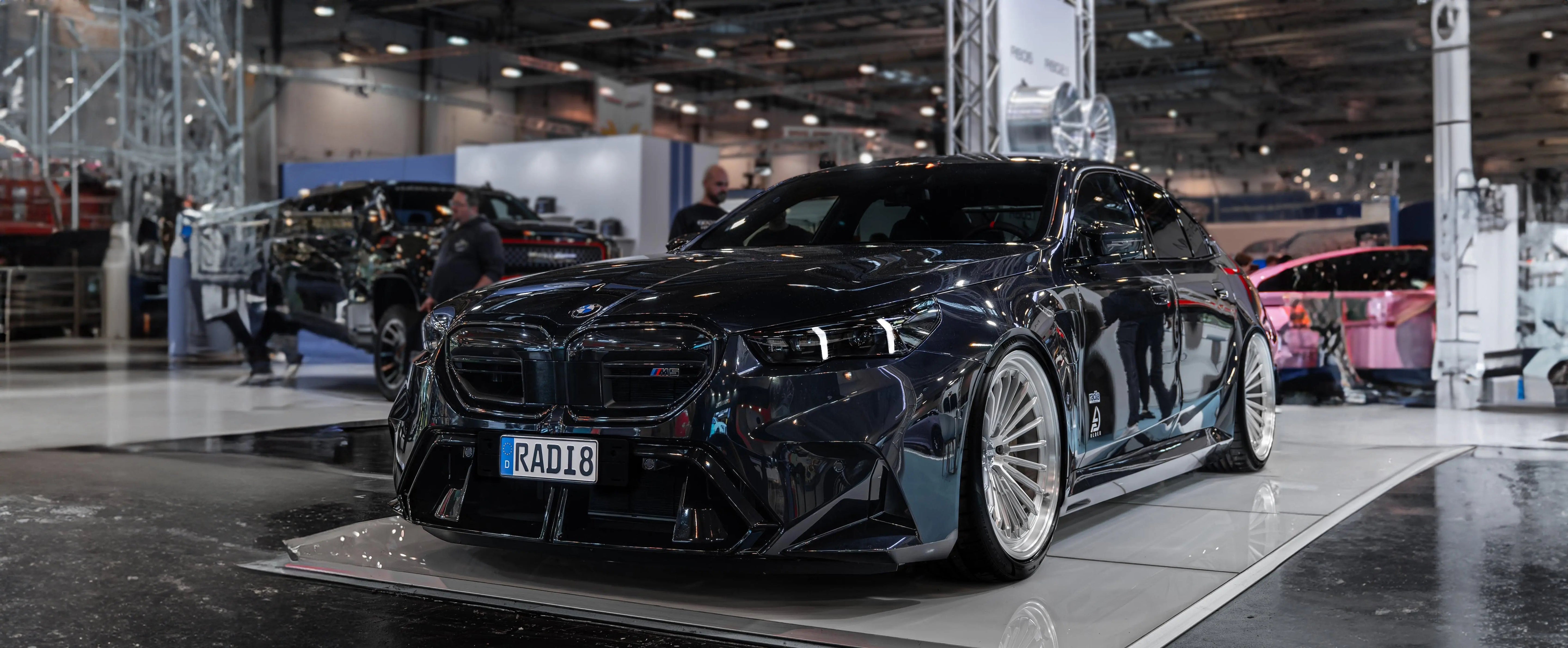 BMW M5 (G90-G99) | Radi8 R802-1 | Double-Staggerd 21"/22" (21x10,5J / 22x11,5J)