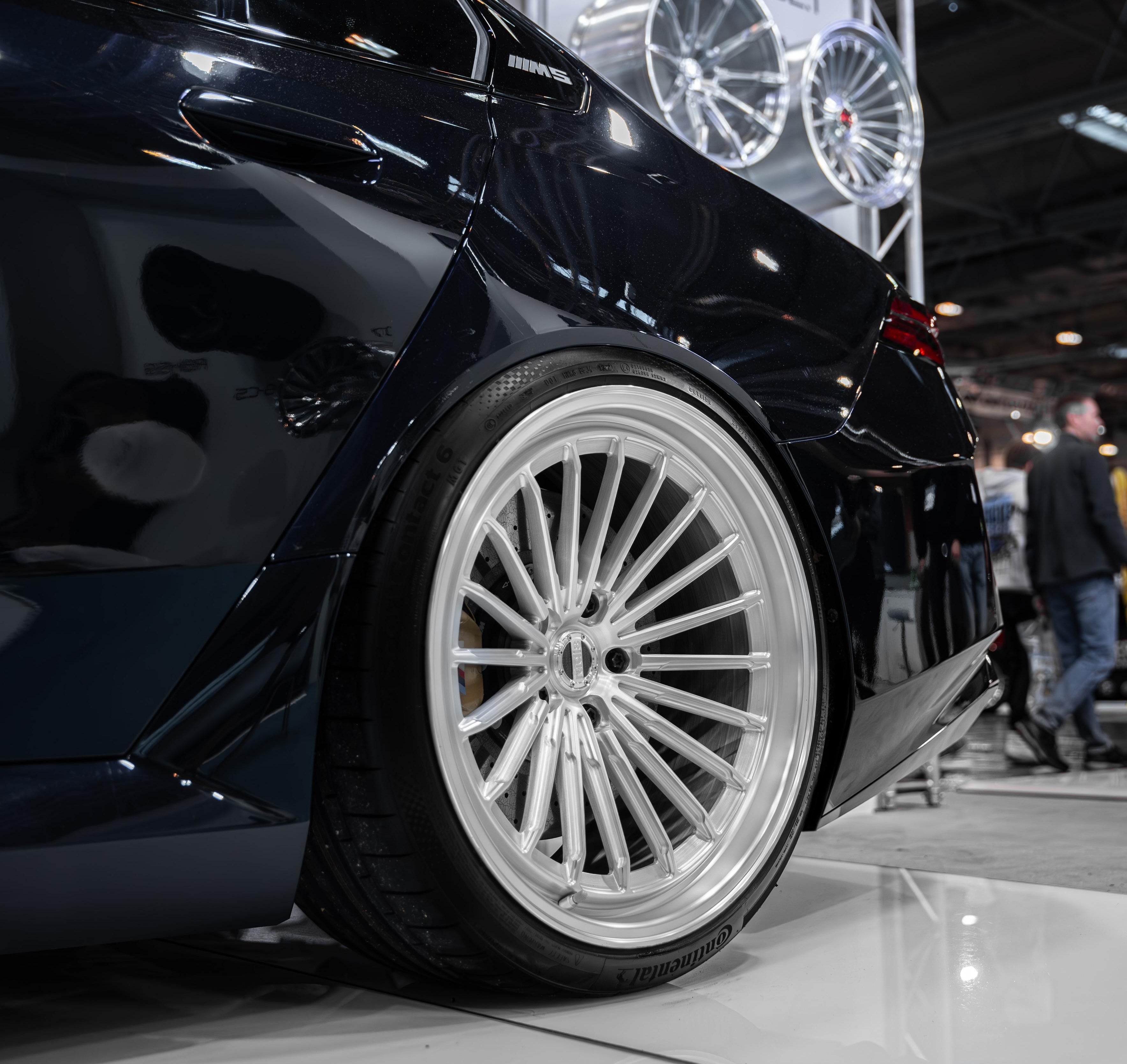 Buy custom Forged 2-Piece Radi8 R802-1 wheels for BMW  M5  – available in 21/22 inch fitment. | Felgen kaufen